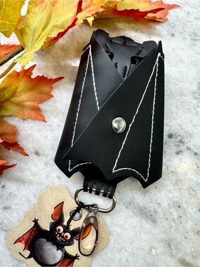 New Gothic Halloween Black Bat Faux Leather Zippered Pouch Purse Bag Charm